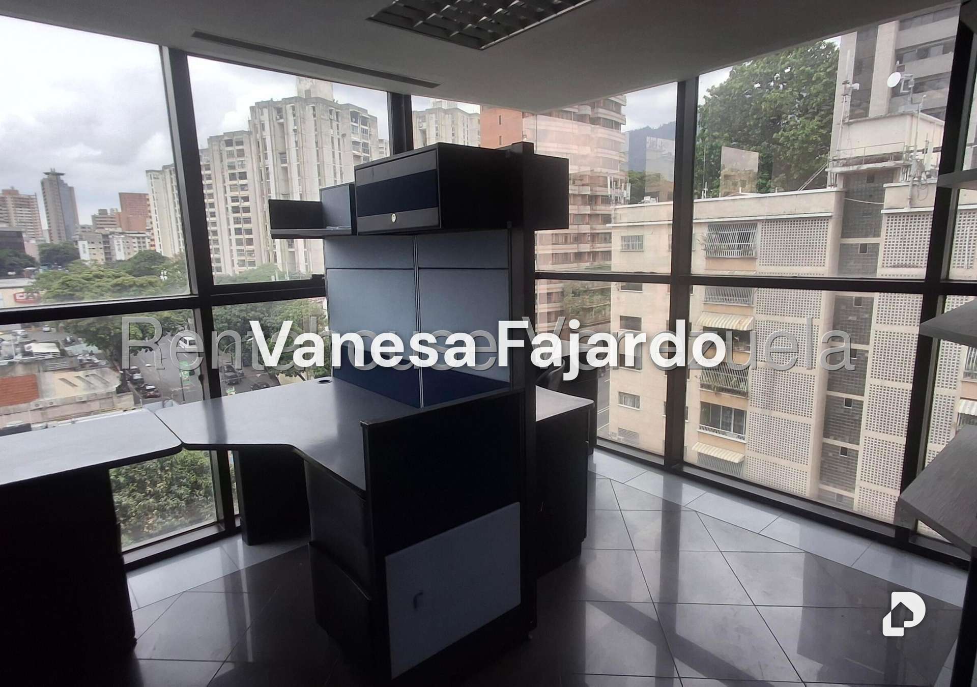 Oficina en El Bosque, Caracas – 16