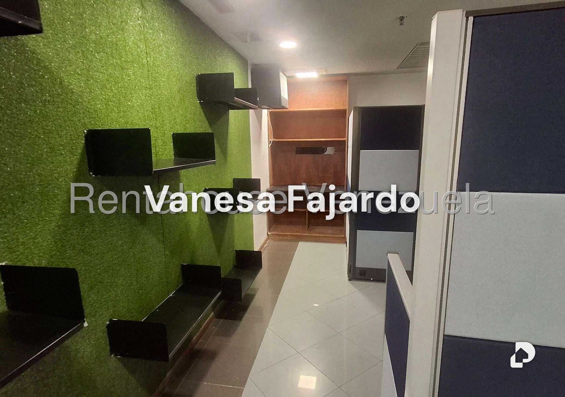 Oficina en El Bosque, Caracas – 17