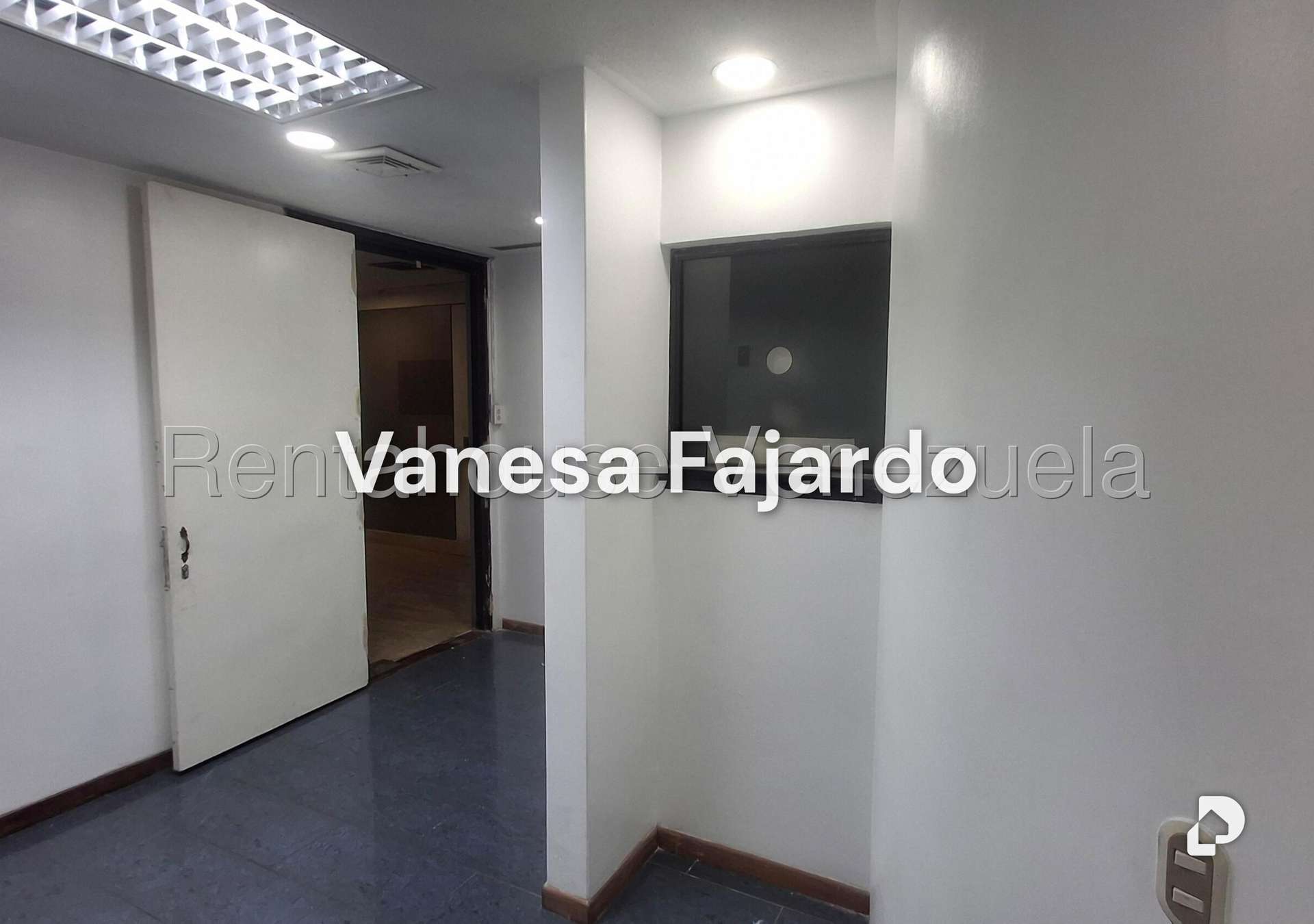 Oficina en El Bosque, Caracas – 2