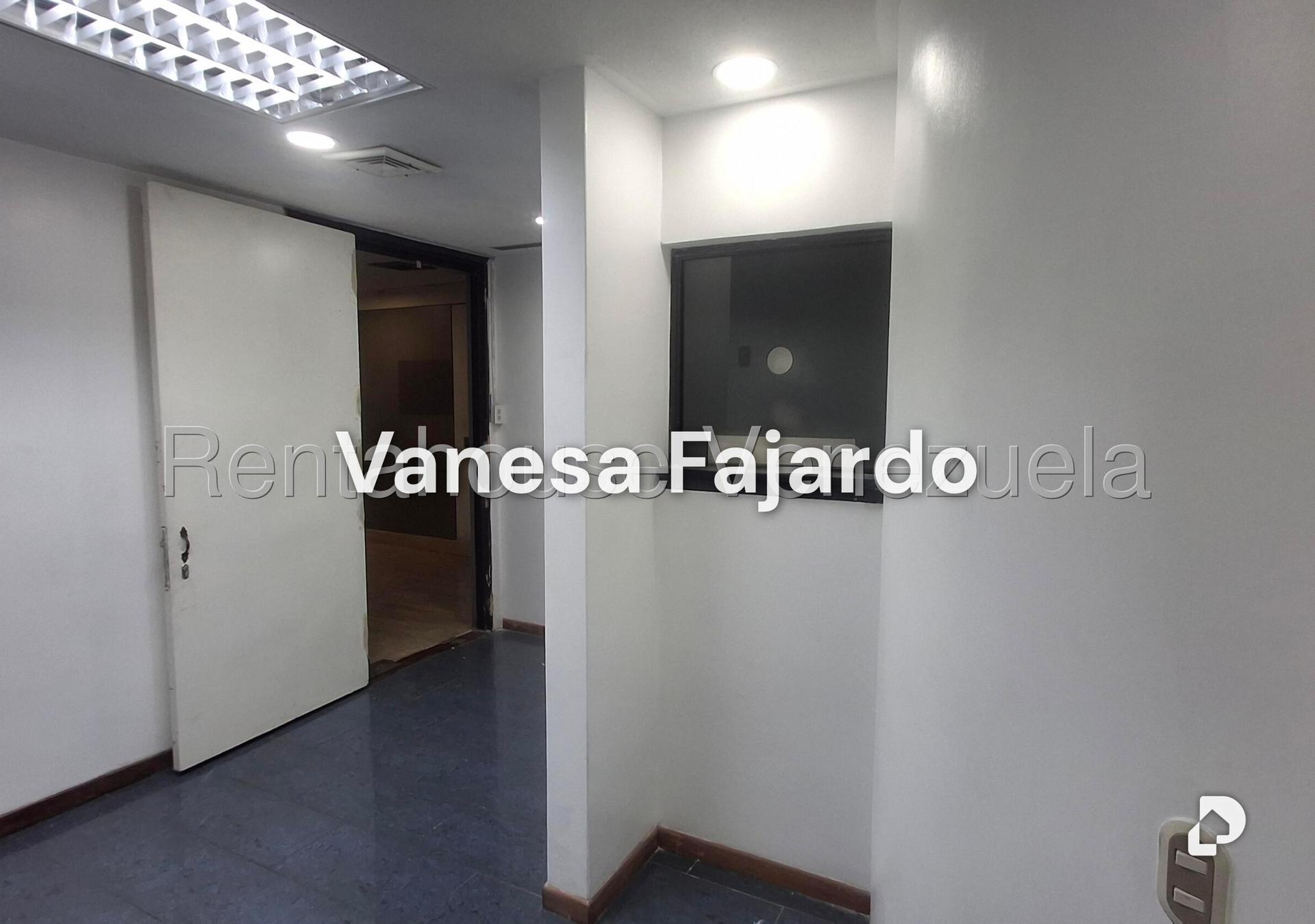 Oficina en El Bosque, Caracas – 2
