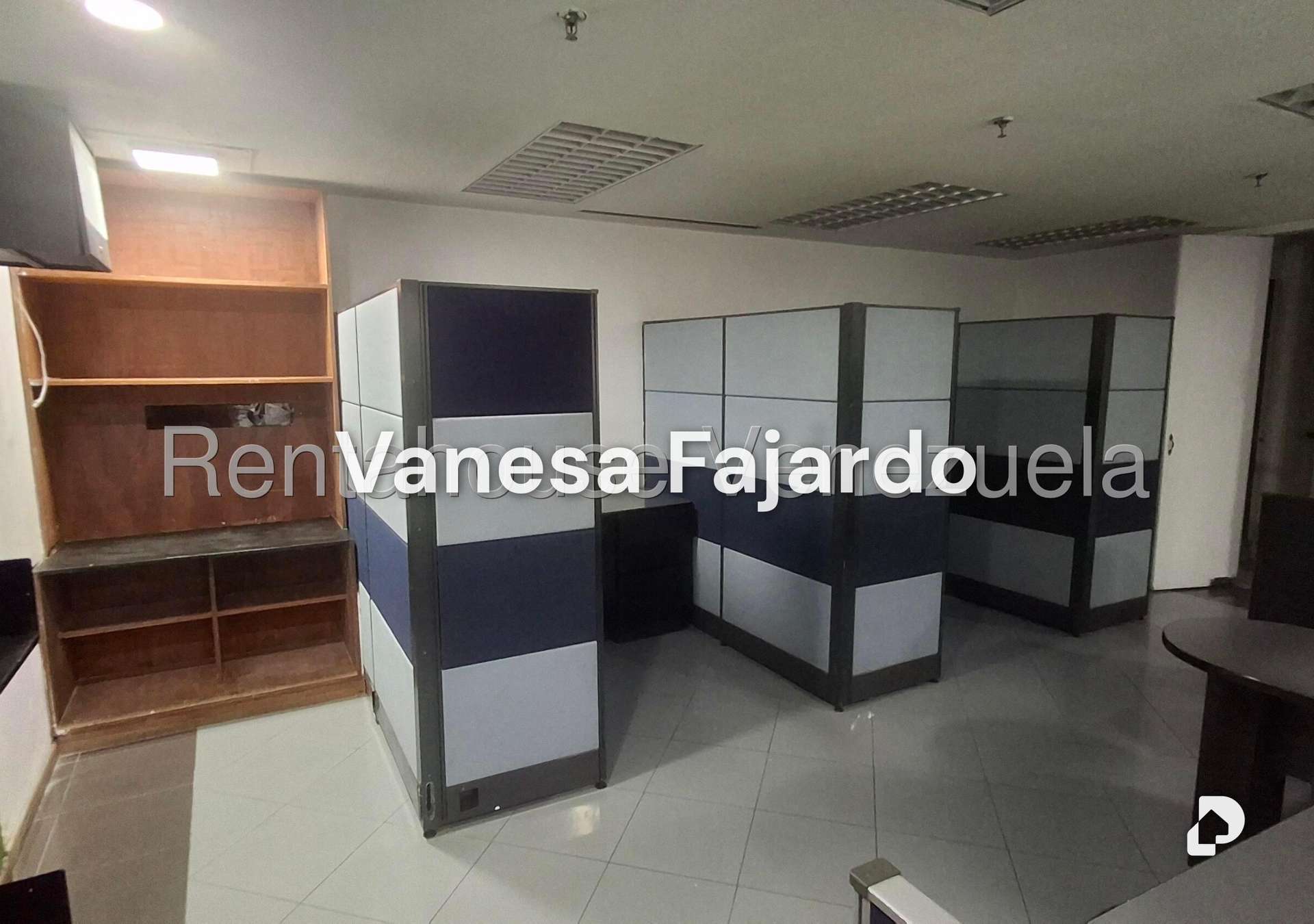 Oficina en El Bosque, Caracas – 20