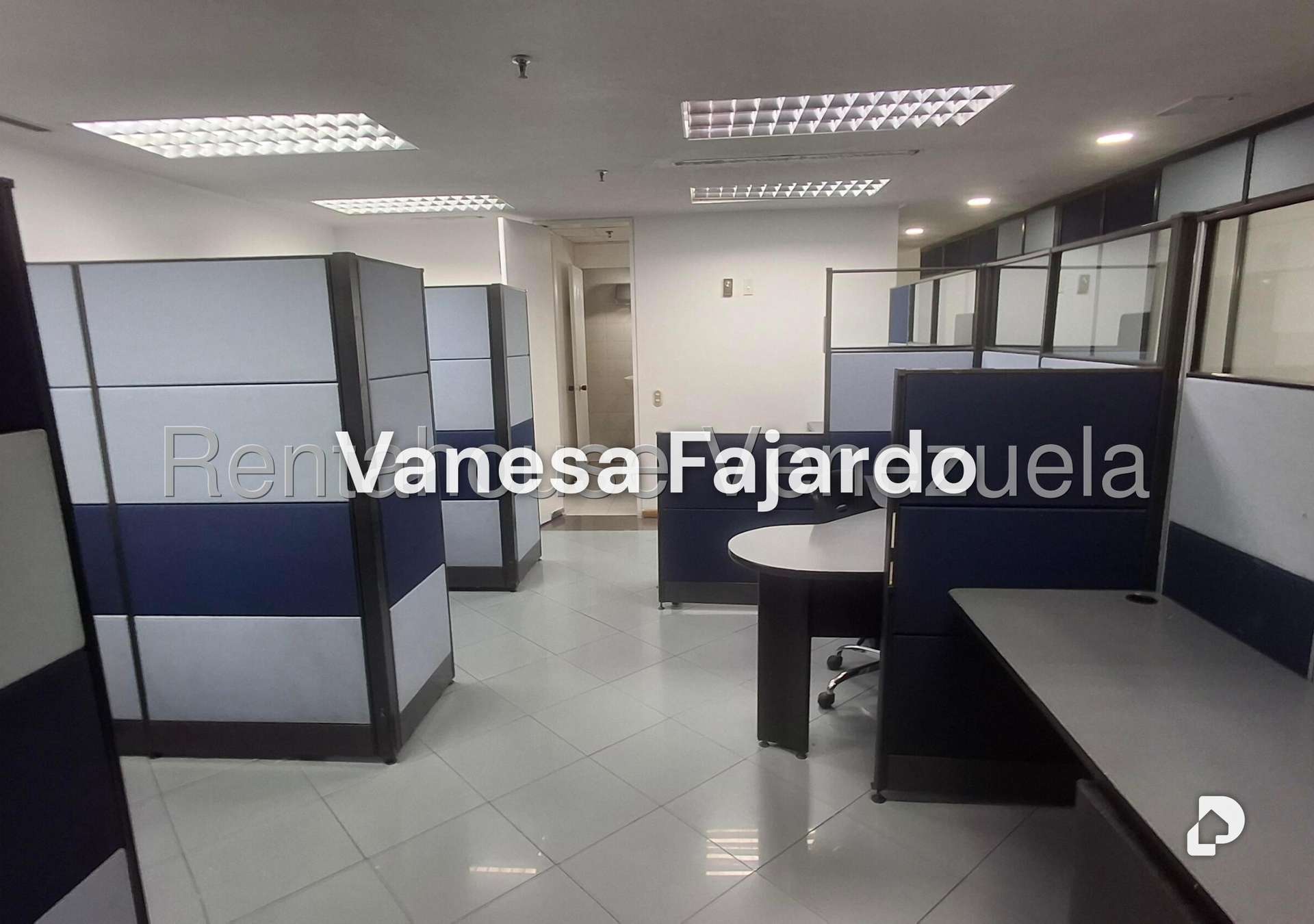 Oficina en El Bosque, Caracas – 22