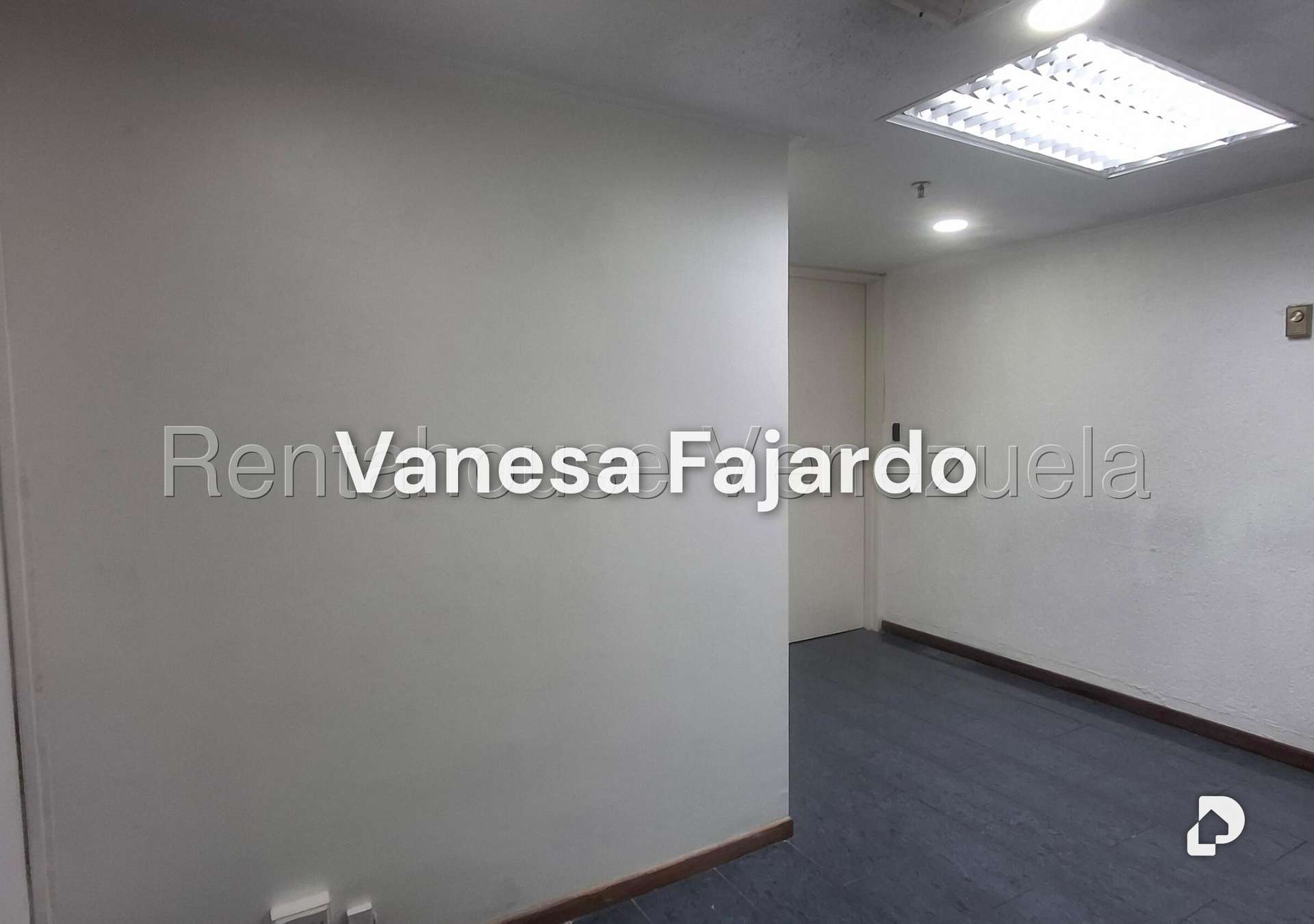 Oficina en El Bosque, Caracas – 3