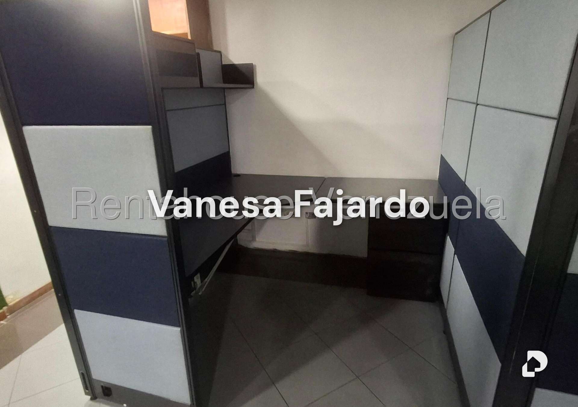 Oficina en El Bosque, Caracas – 21