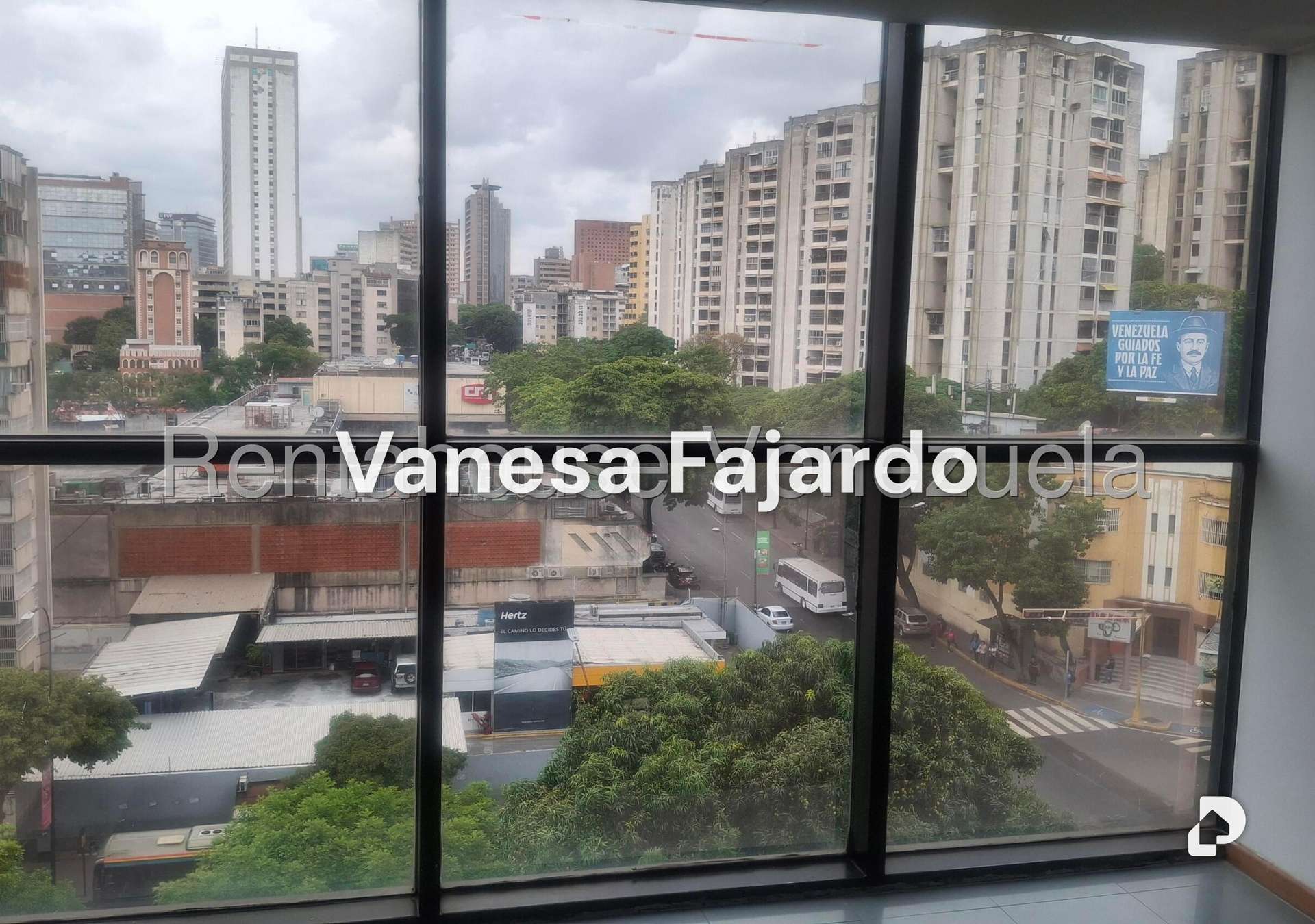 Oficina en El Bosque, Caracas – 10