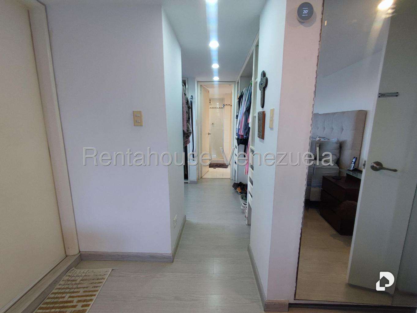 Apartamento en Los Samanes, Caracas – 36