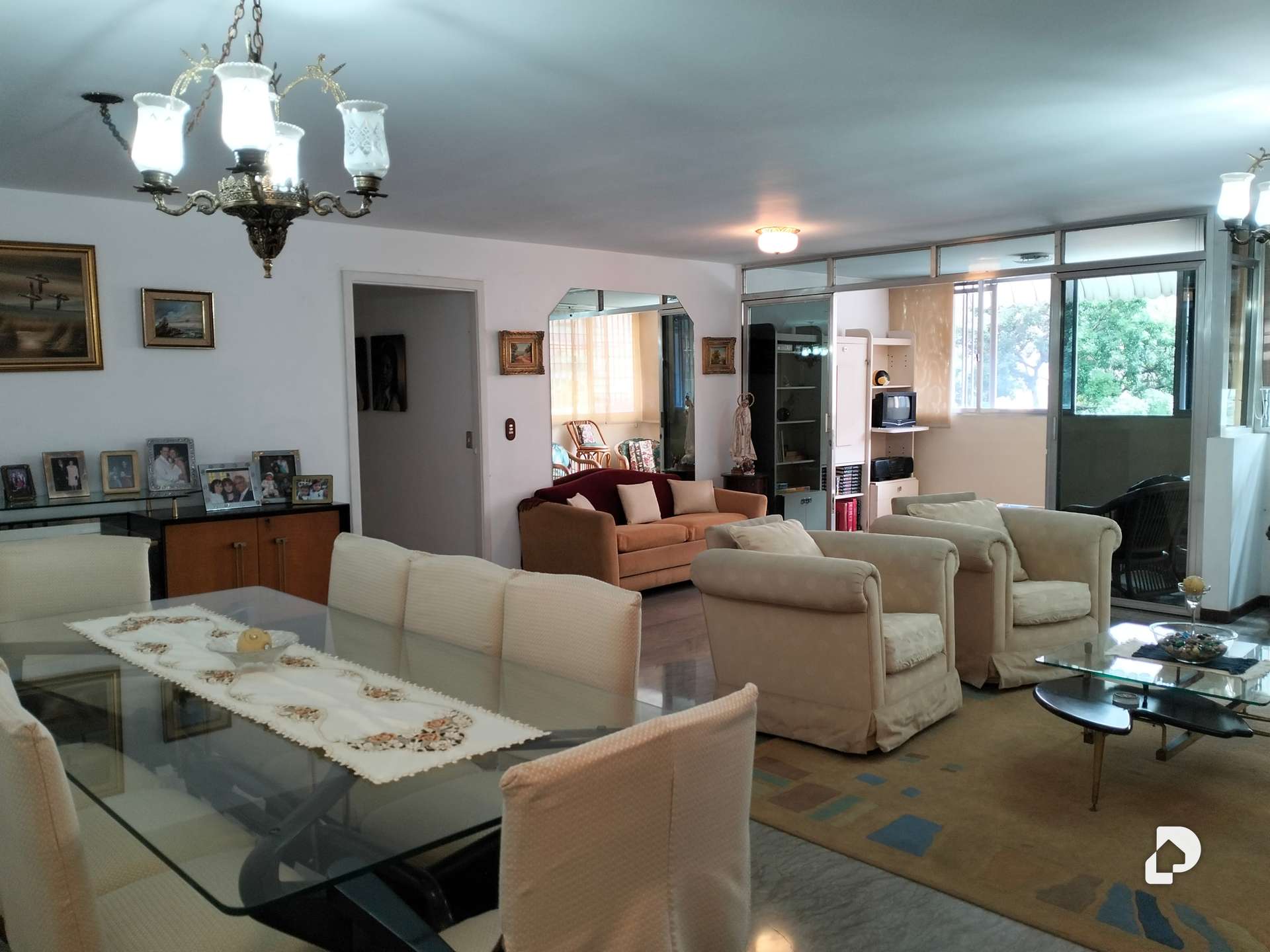Apartamento en Los Palos Grandes, Caracas – 18