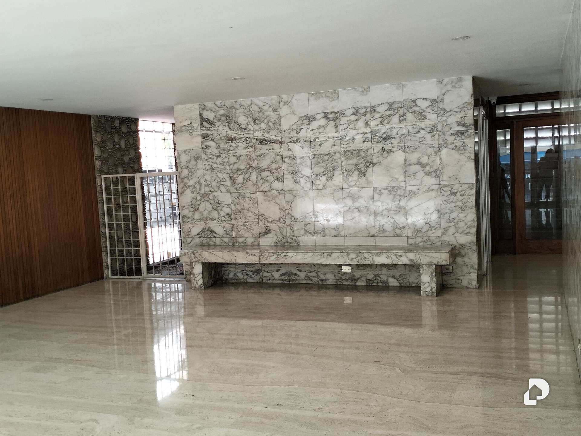 Apartamento en Los Palos Grandes, Caracas – 12