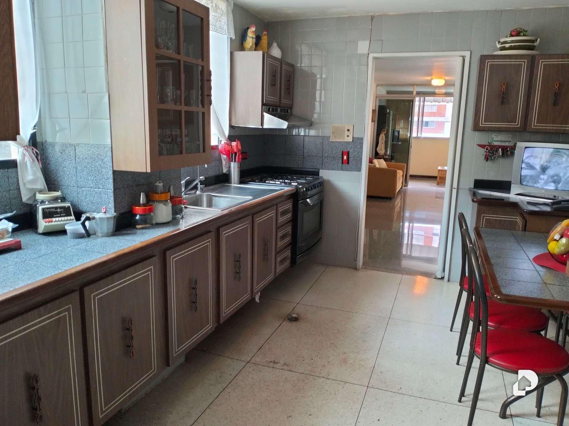 Apartamento en Los Palos Grandes, Caracas – 24
