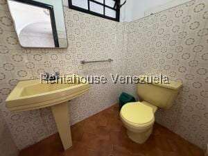 Casa en Alto Prado, Caracas - 1