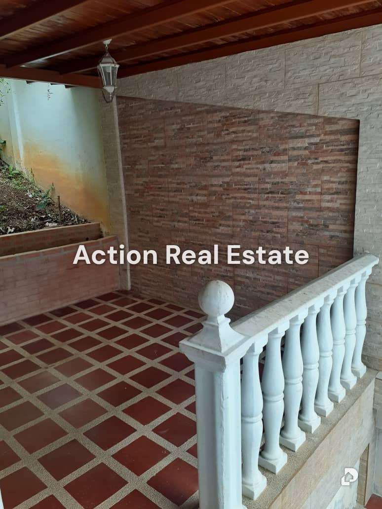 Casa en Lagunetica, Altos Mirandinos – 19