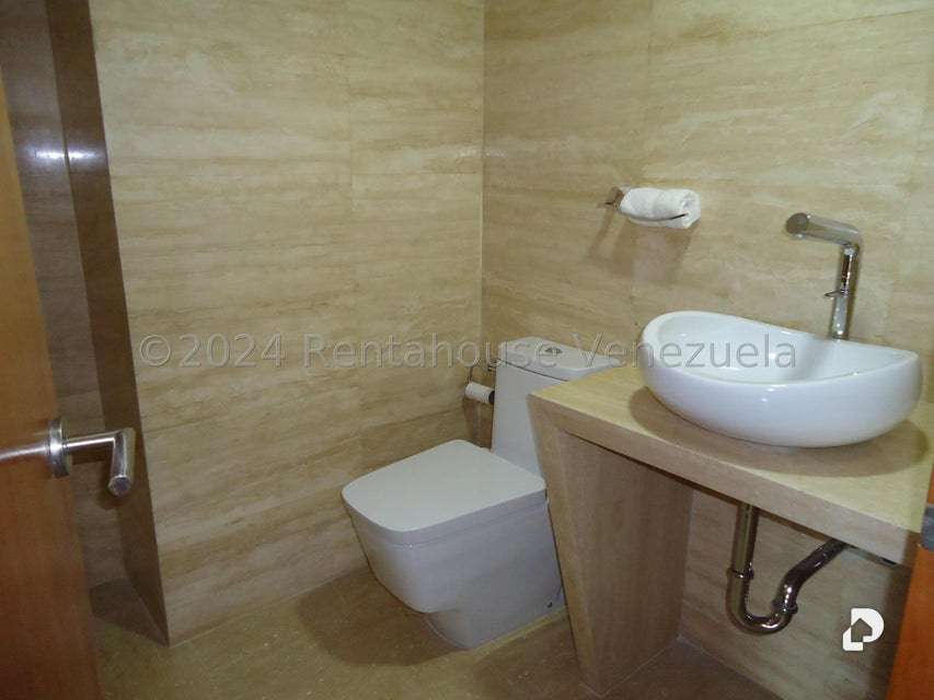 Apartamento en Campo Alegre, Caracas – 9