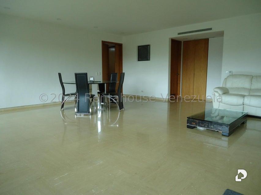 Apartamento en Campo Alegre, Caracas – 2