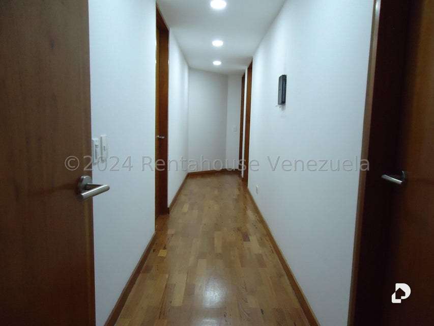 Apartamento en Campo Alegre, Caracas – 10
