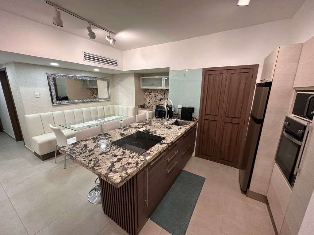 Apartamento en La Lago, Maracaibo - 1
