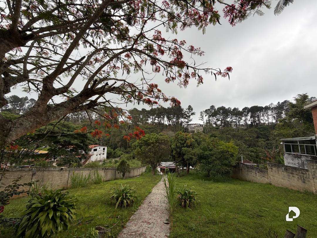 Terreno en Los Teques – 11