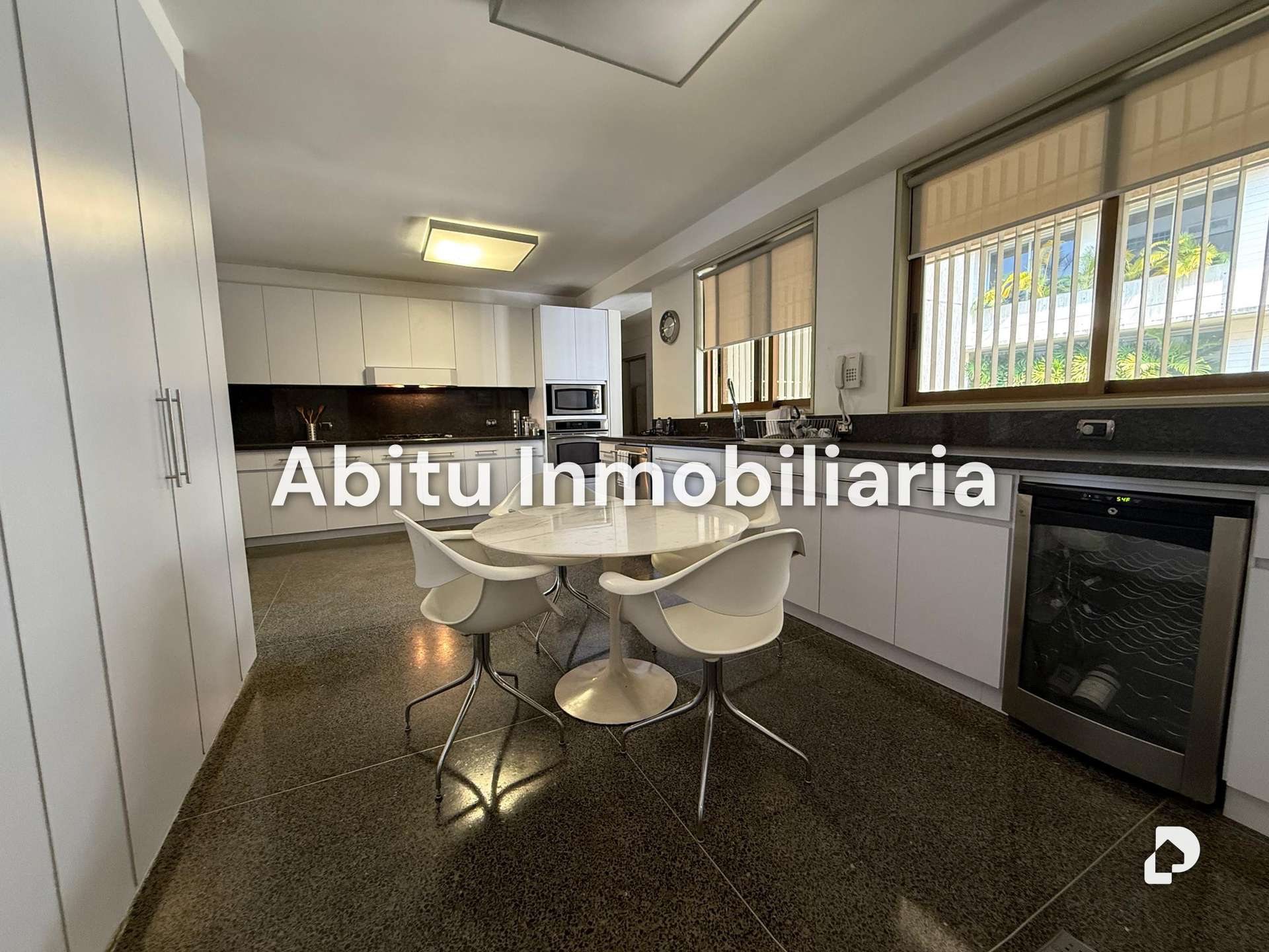 Apartamento en Altamira, Caracas – 8