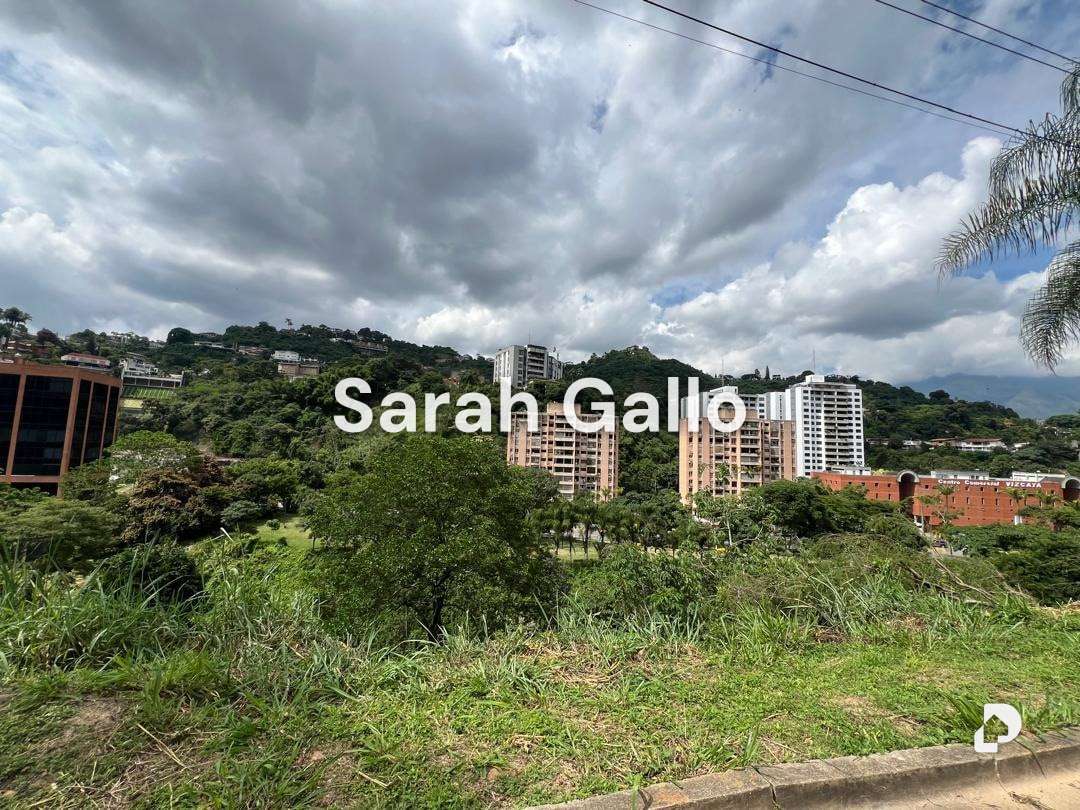 Terreno en Cerro Verde, Caracas – 1