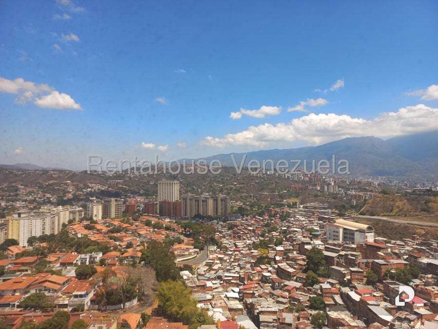Apartamento en Lomas De La Trinidad, Caracas – 5