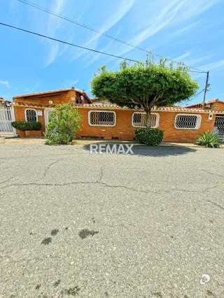 Casa en Ciudad Ojeda – 36