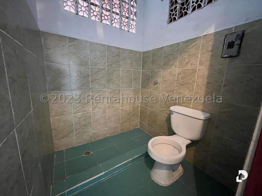 Edificio en Prado de María, Caracas – 24