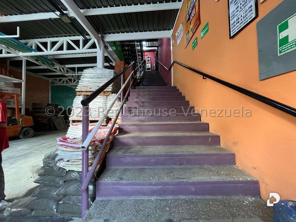 Edificio en Prado de María, Caracas – 11