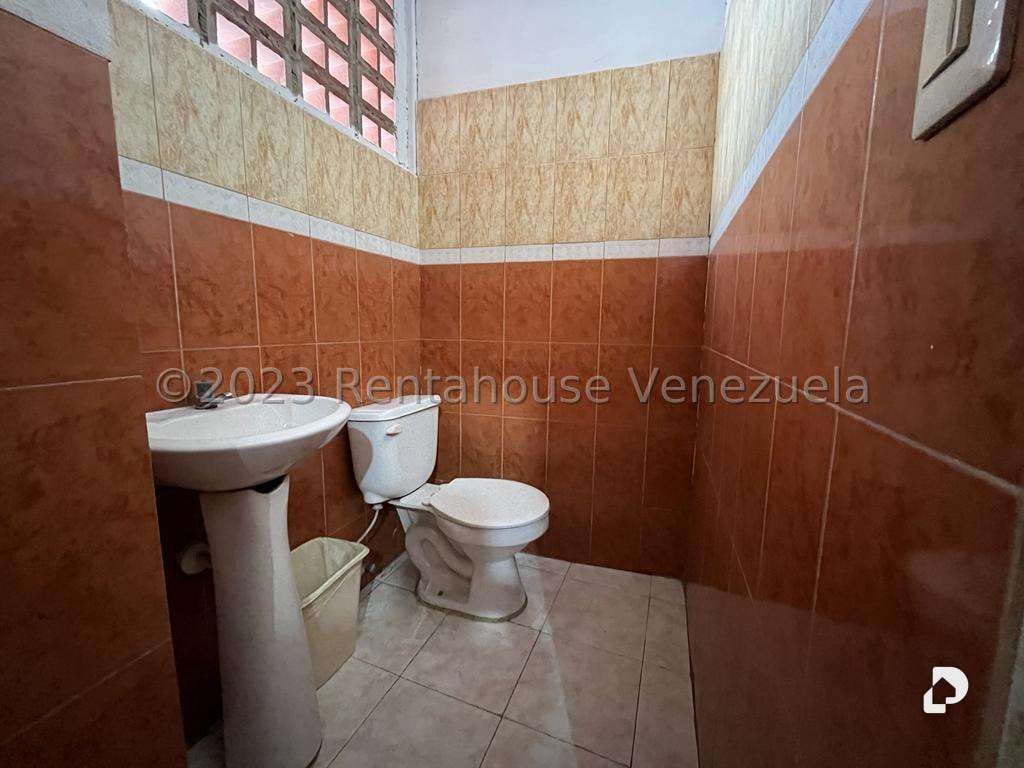 Edificio en Prado de María, Caracas – 22