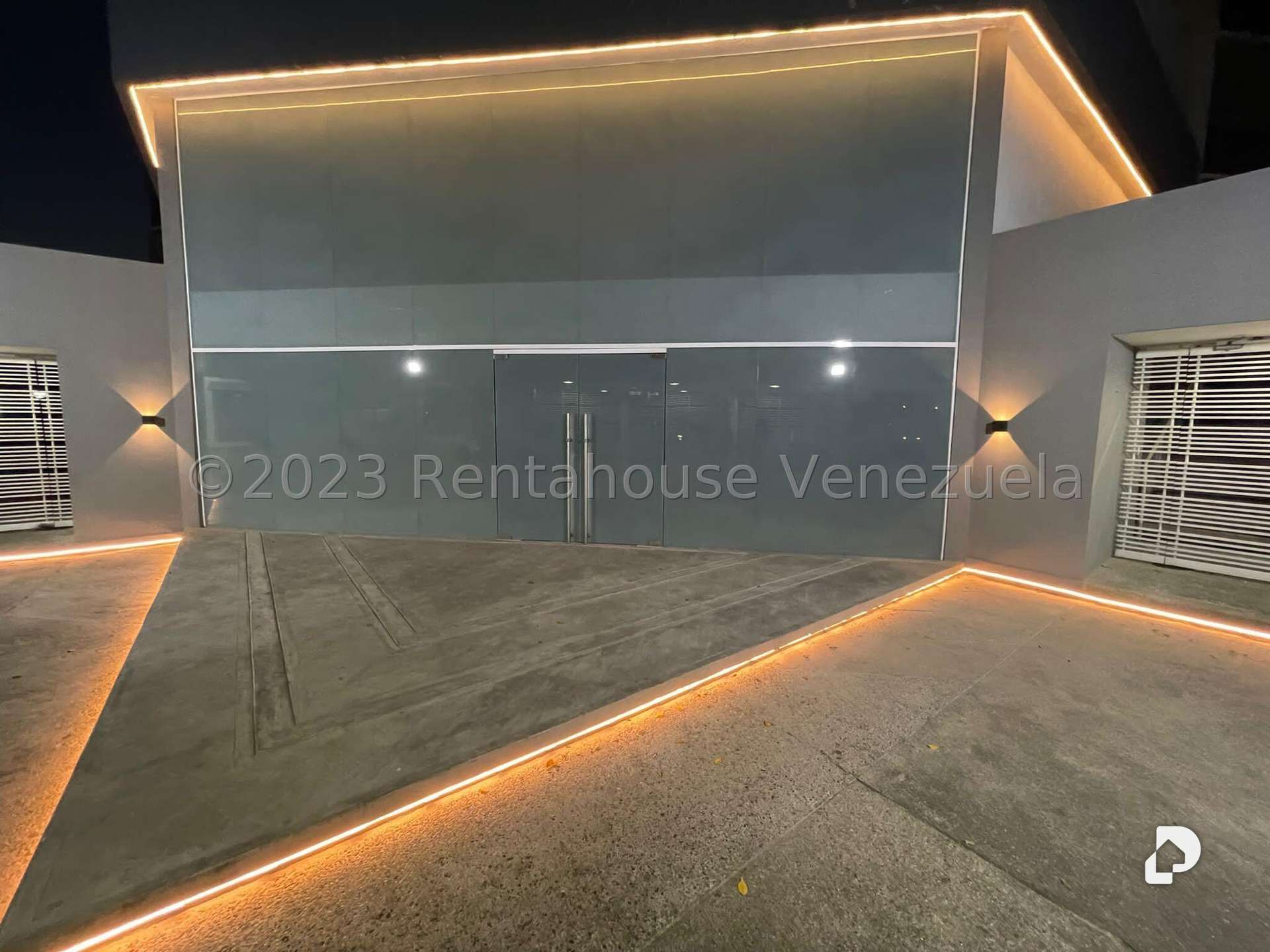 Local comercial en Los Dos Caminos, Caracas – 2