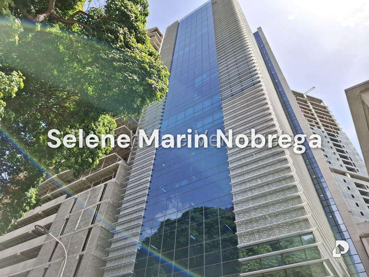 Oficina en Las Mercedes, Caracas – 1
