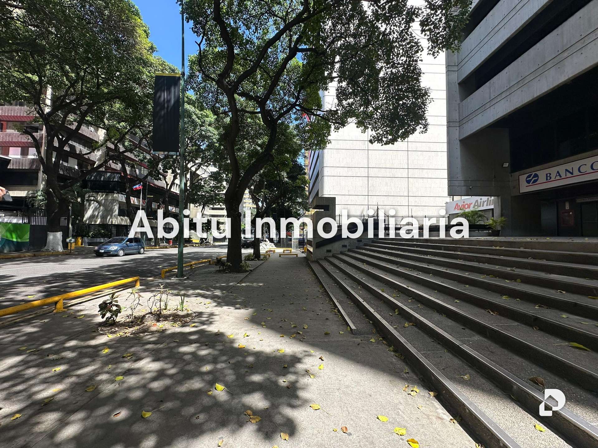 Oficina en El Rosal, Caracas – 12