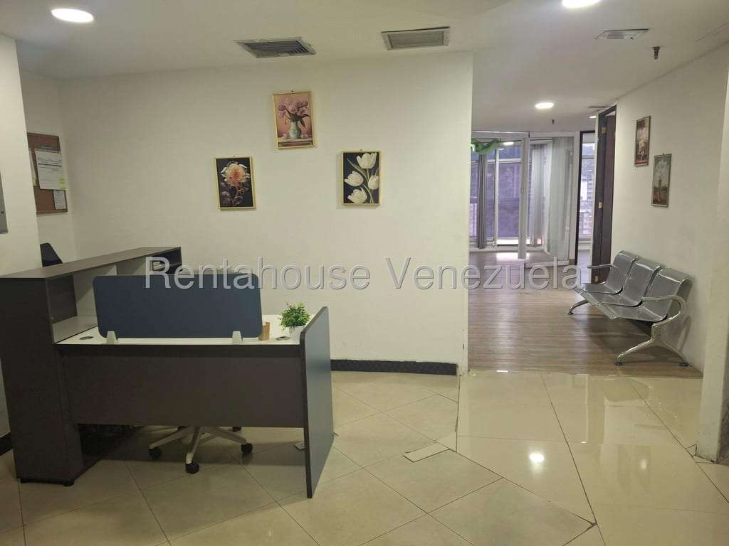 Local comercial en El Recreo, Caracas