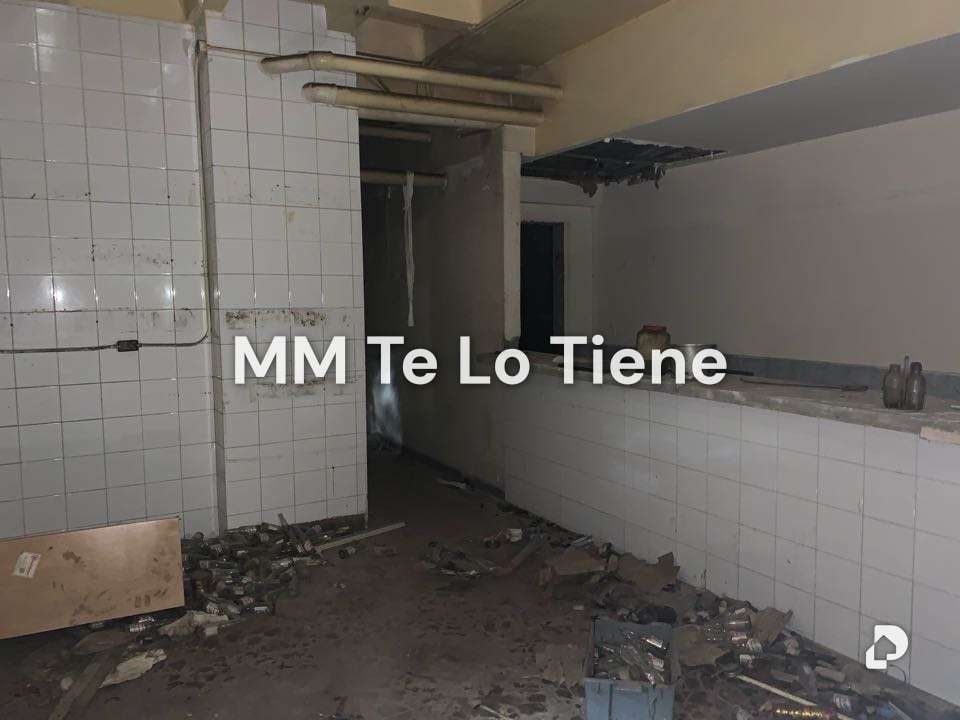 Local comercial en Los Chaguaramos, Caracas – 13