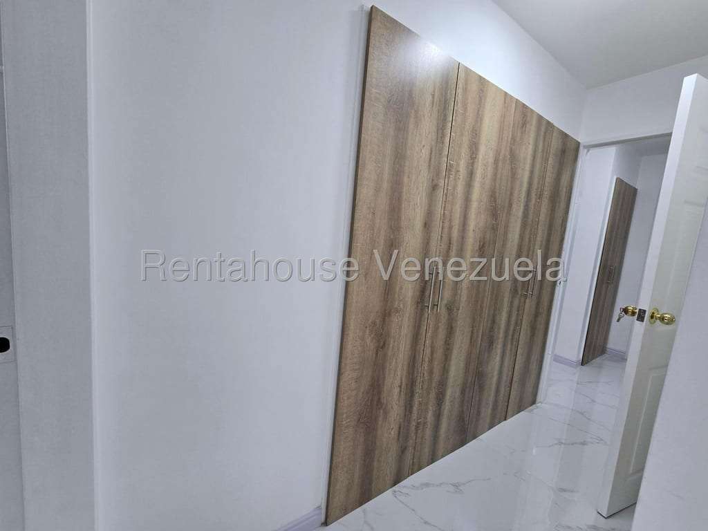 Apartamento en Santa Rosa de Lima, Caracas