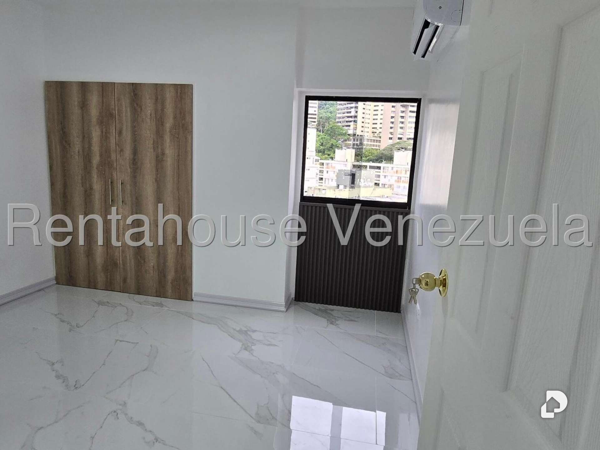 Apartamento en Santa Rosa de Lima, Caracas – 42