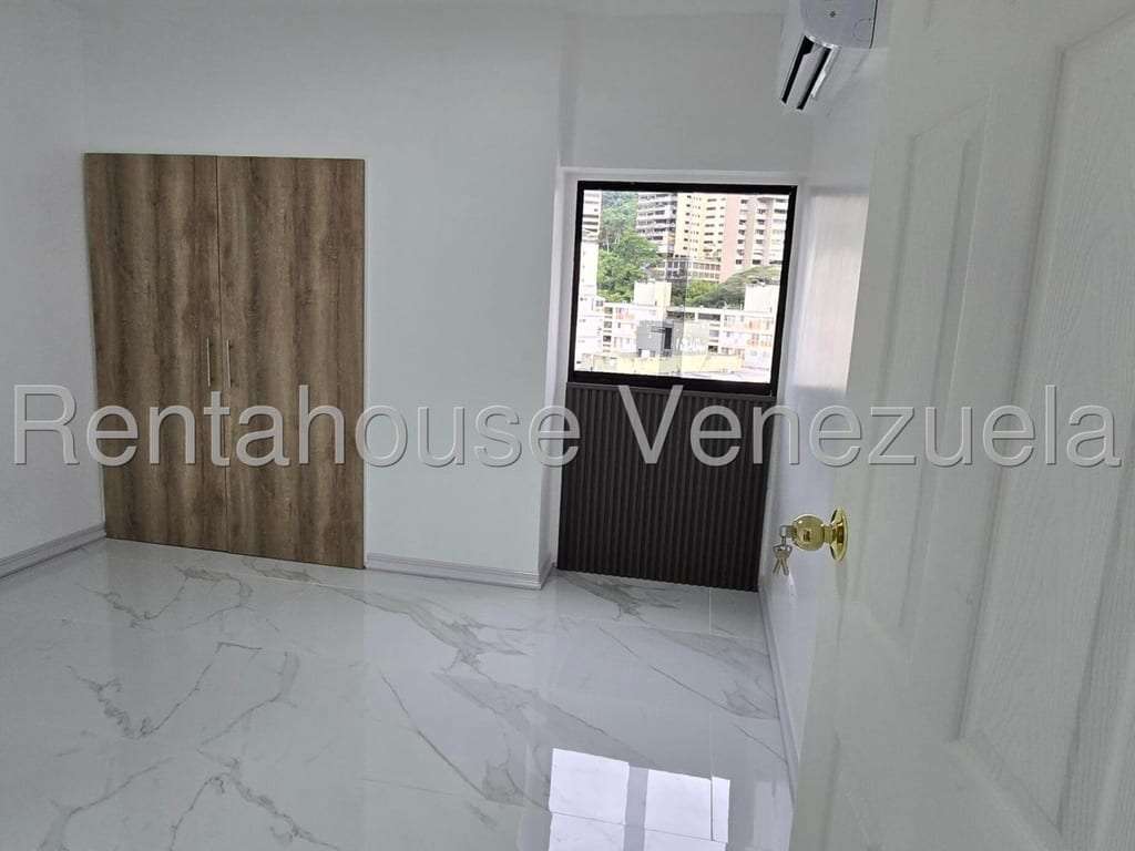 Apartamento en Santa Rosa de Lima, Caracas