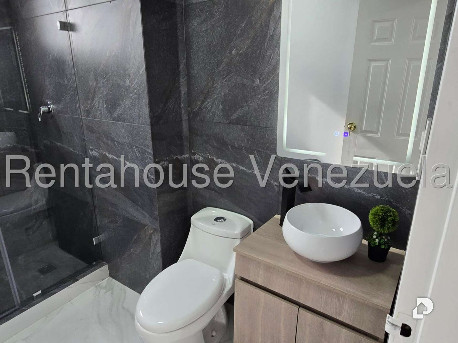 Apartamento en Santa Rosa de Lima, Caracas – 41