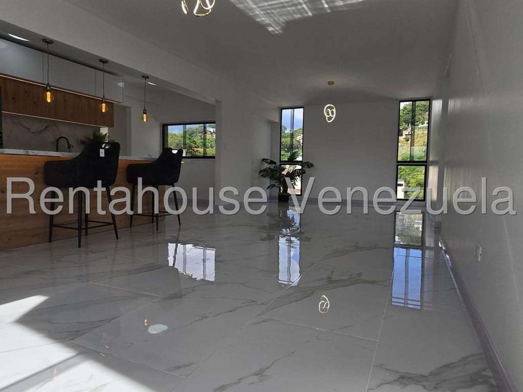 Apartamento en Santa Rosa de Lima, Caracas