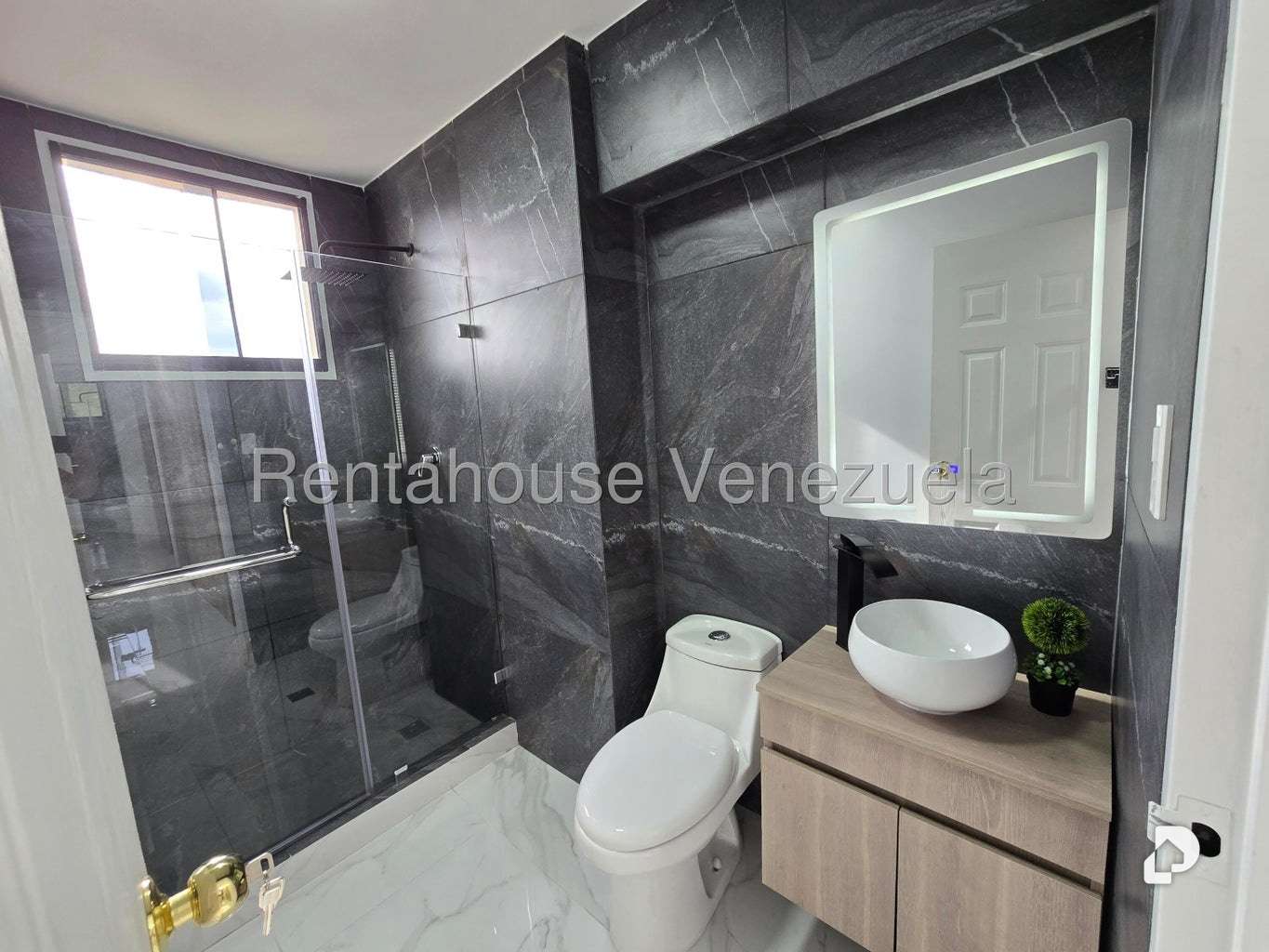 Apartamento en Santa Rosa de Lima, Caracas – 25