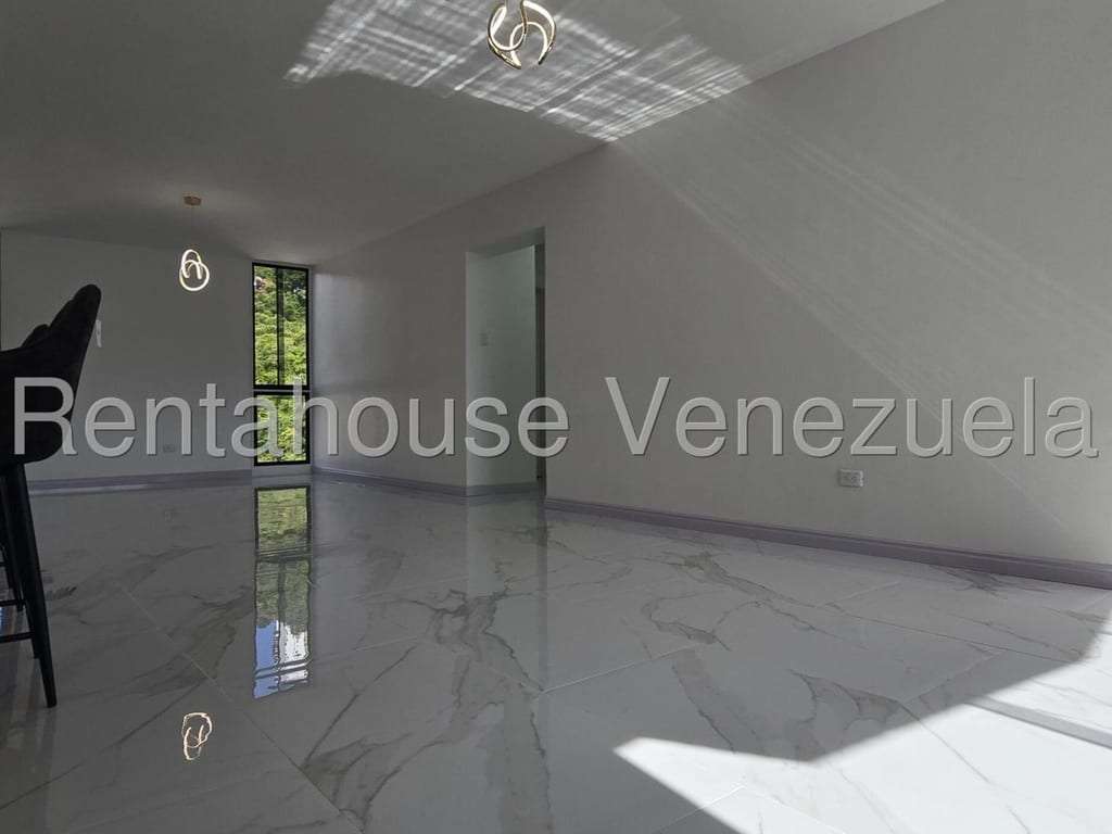 Apartamento en Santa Rosa de Lima, Caracas