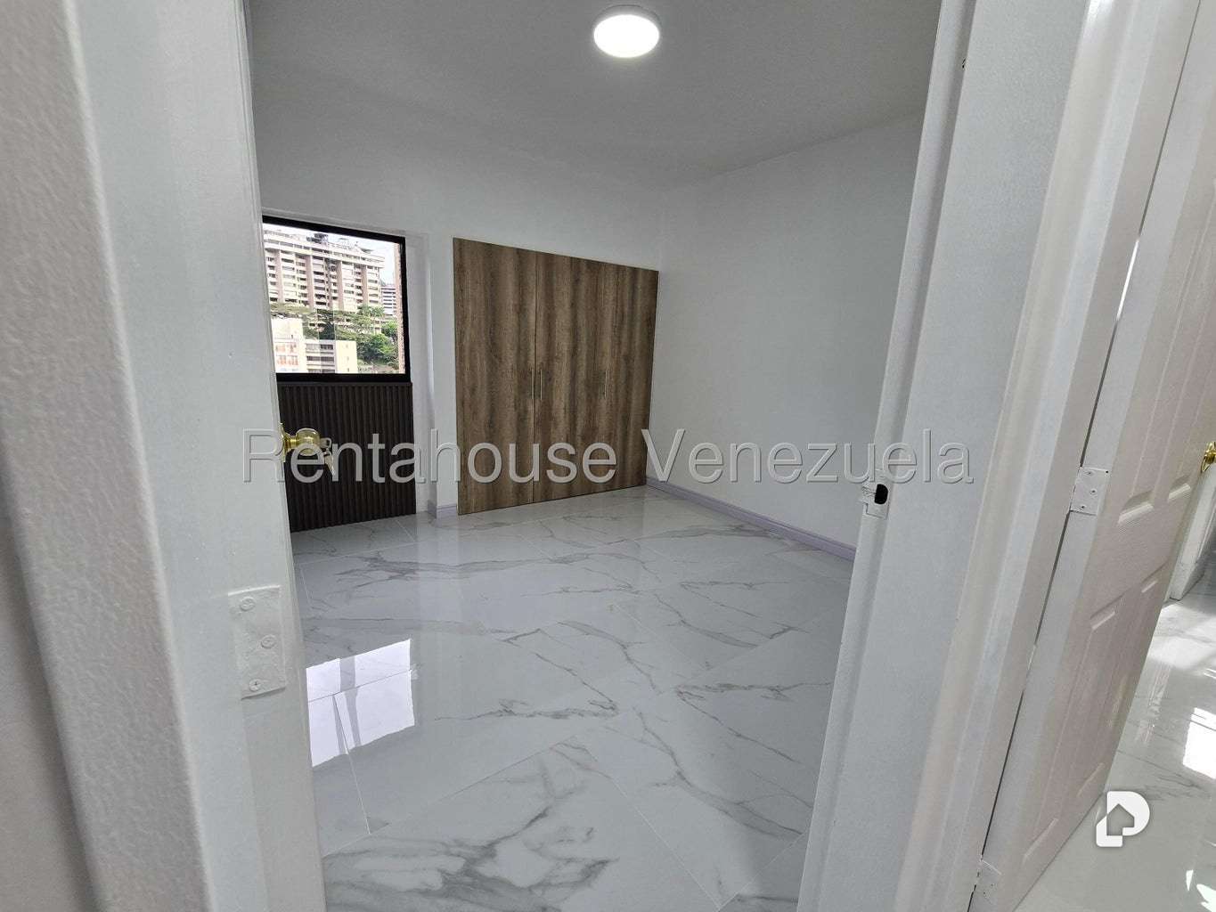 Apartamento en Santa Rosa de Lima, Caracas – 27