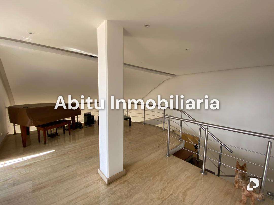 Apartment in Los Palos Grandes, Caracas – 11
