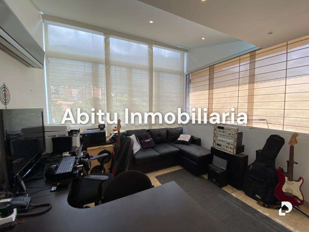 Apartment in Los Palos Grandes, Caracas – 14