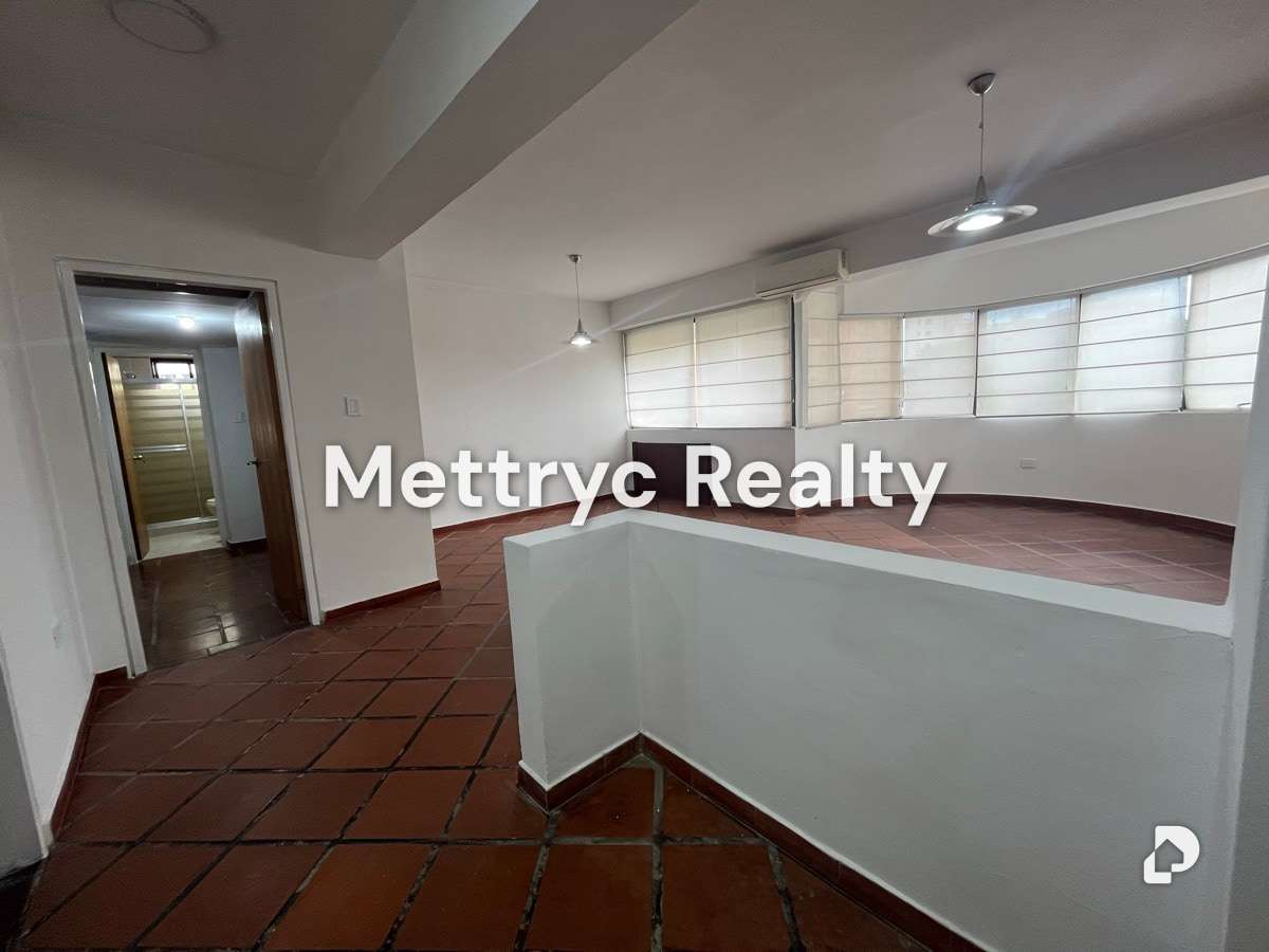Apartamento en Los Mangos, Valencia – 28