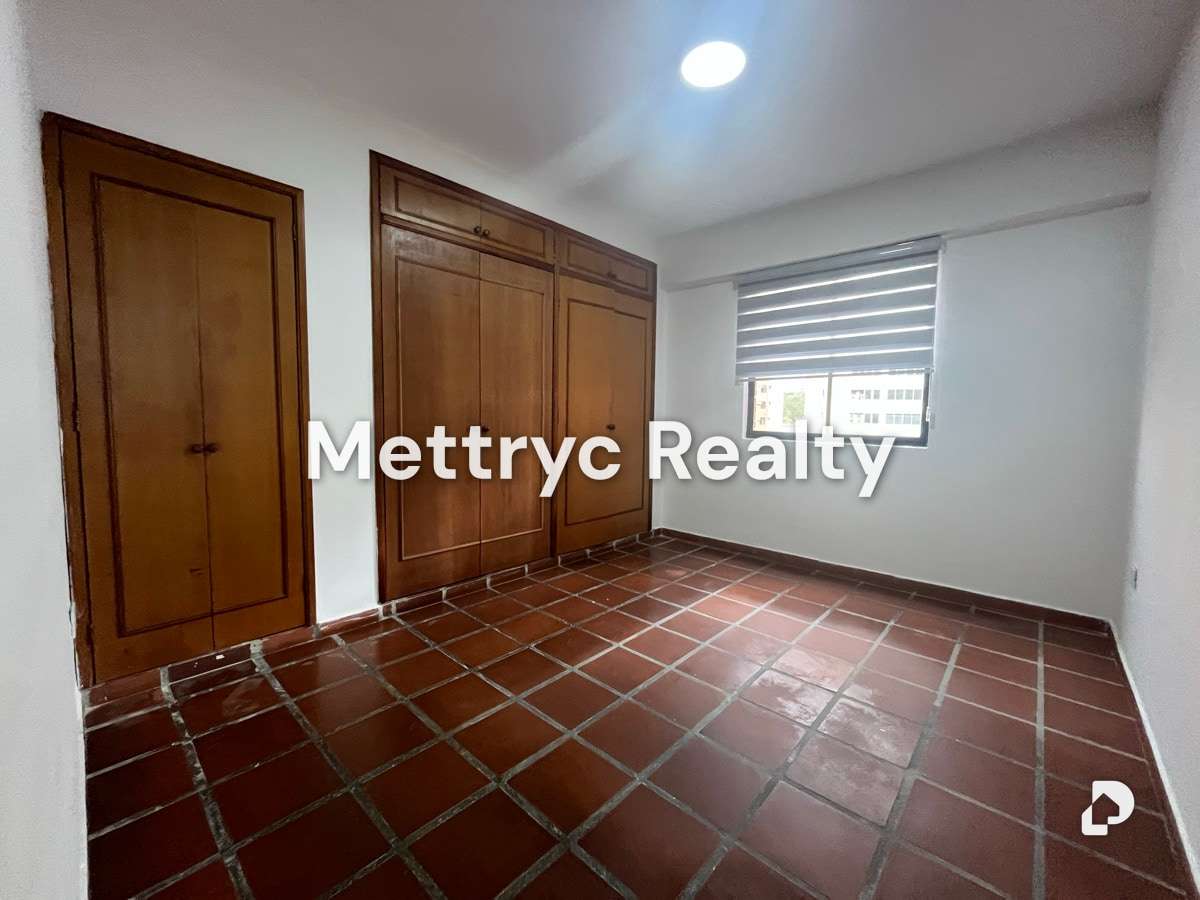 Apartamento en Los Mangos, Valencia – 21