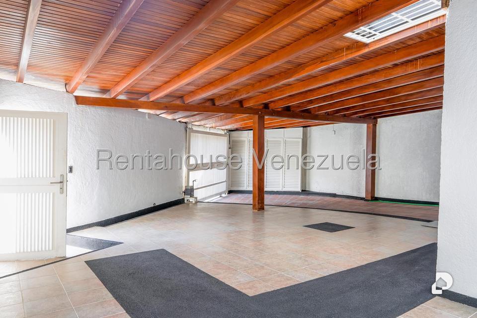 Casa en Alto Prado, Caracas – 3