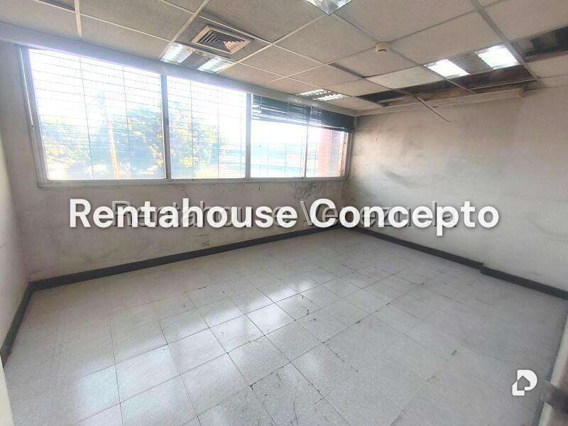 Local comercial en Flor Amarillo, Valencia – 22
