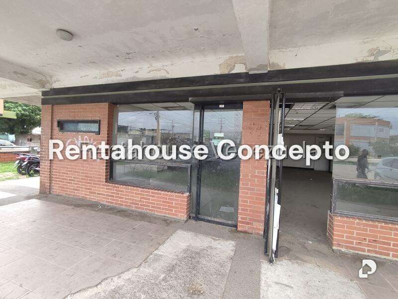 Local comercial en Flor Amarillo, Valencia – 25