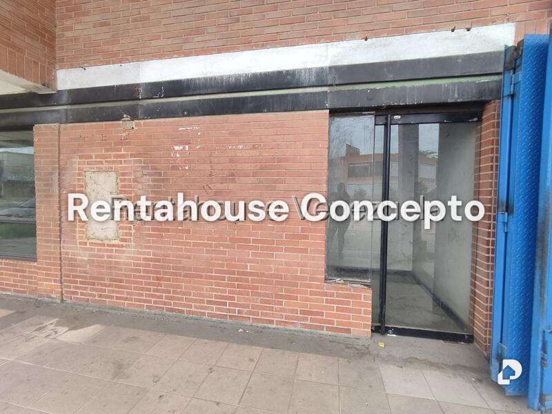 Local comercial en Flor Amarillo, Valencia – 3