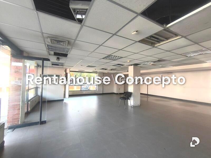 Local comercial en Flor Amarillo, Valencia – 4
