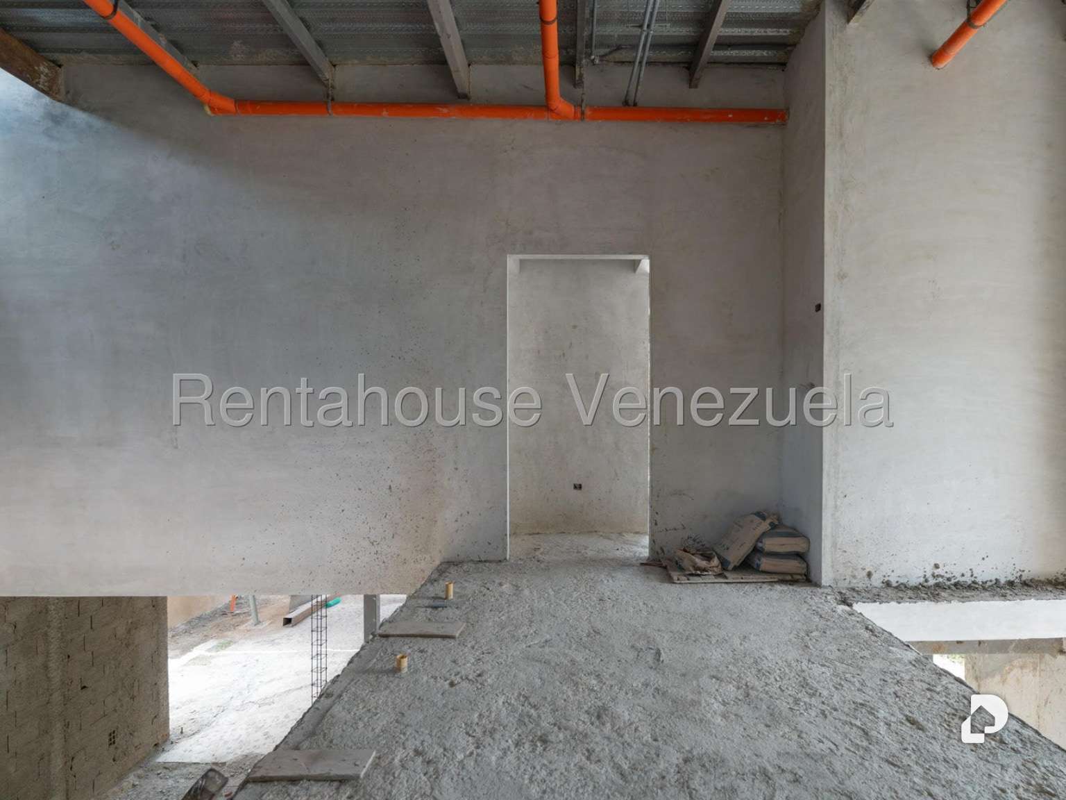 Casa en Santa Paula, Caracas – 12